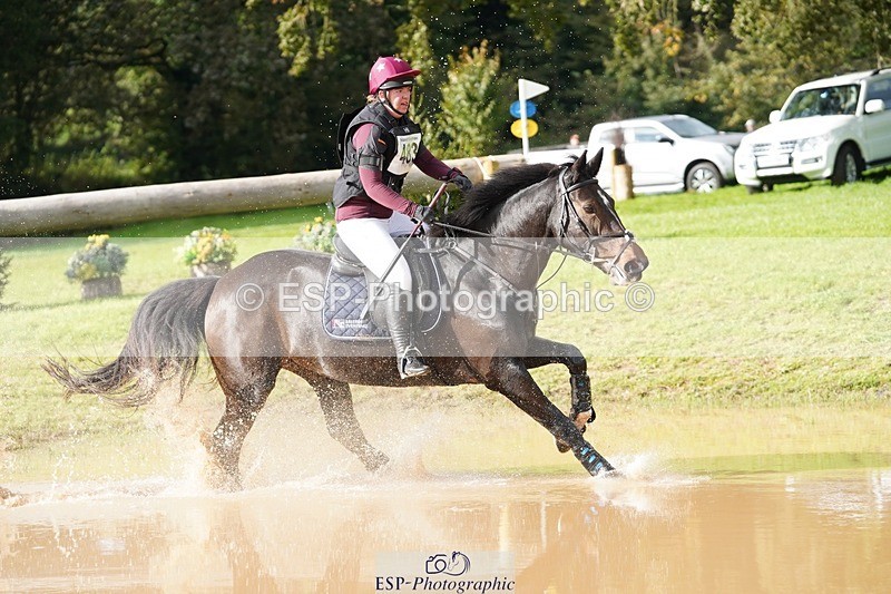 231021-150152-19429 - 483-LOPSHILL.ANNIE-Katie.Timberlake-SC+XC