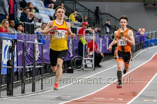 Age26SUN-919828 - Track Male Set One