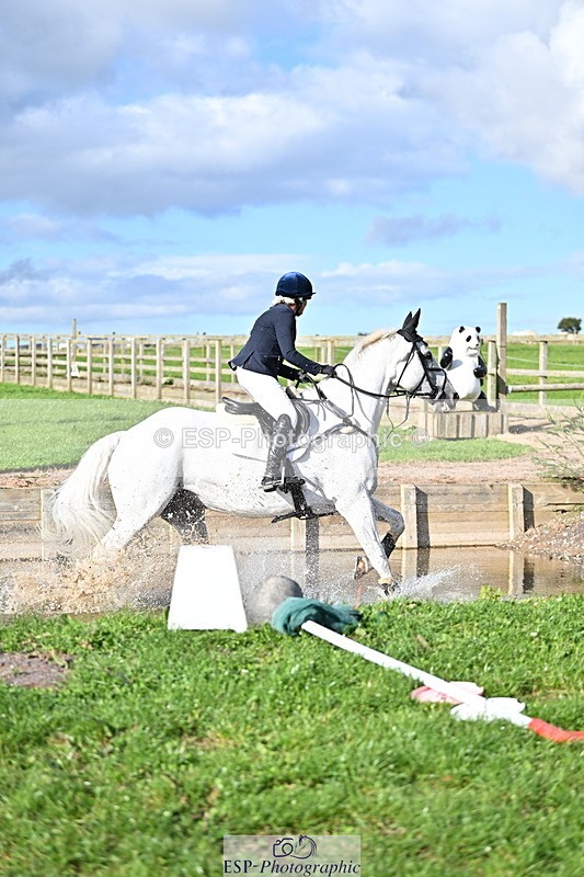 240912A-165635-02677 - Cls 7 Snr 90cm Open Speed Derby