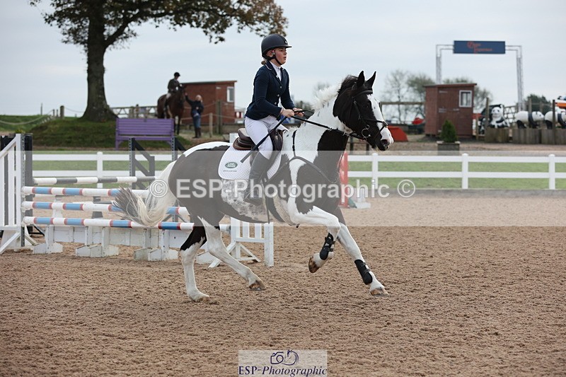 241101A-083819-00329 - FRI Cls 2 British Novice and 90cm Open