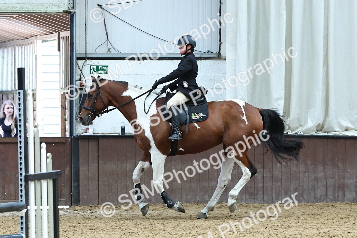 SBM_007023 - Class 9 - 80cm Open