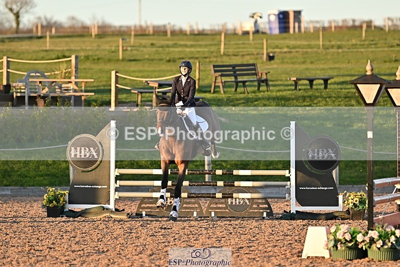 250401-191301-00928 - 90cm Classes