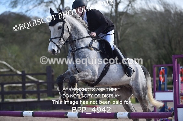 BPP_4942 - CLASS 13  Senior Discovery/ 1m Open