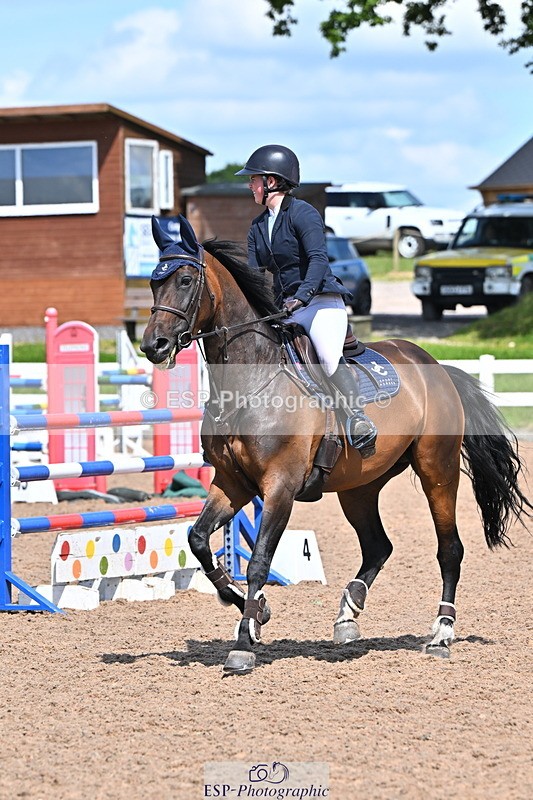 240619A-153909-00904 - Cls 5 Snr Foxhunter and 1.20m Open