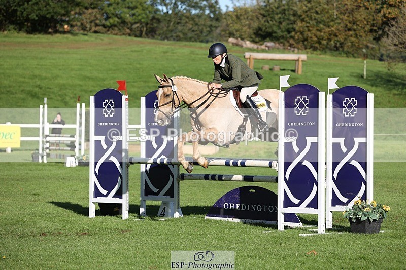 231022-104313-24695 - 612-CORRIEVIEW.MERLIN.MAGIC-Jane.Rogers-TrotUp+SJ