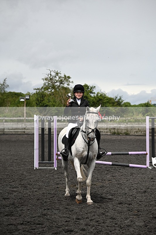 WJ6_0351 - Class 13 Novice 60cm