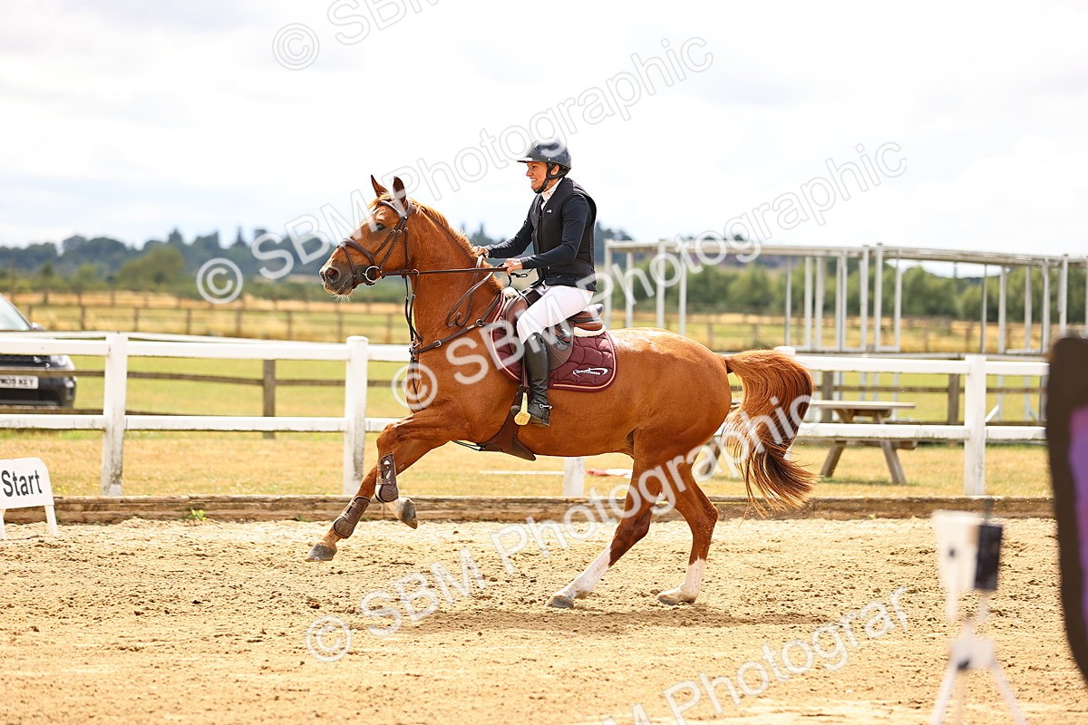 SBM_026935 - Class 13 - Senior Newcomers - 1.10m