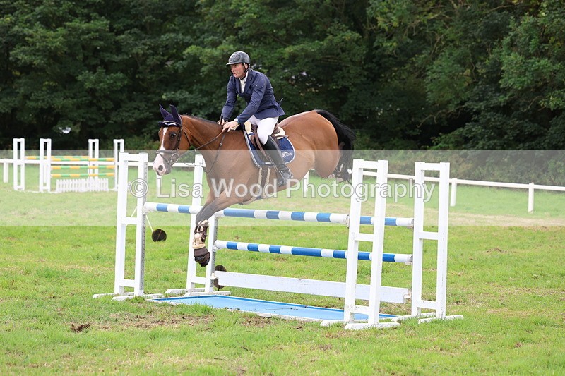 3E7A8492 - Class 8: Senior Foxhunter/1.20m open