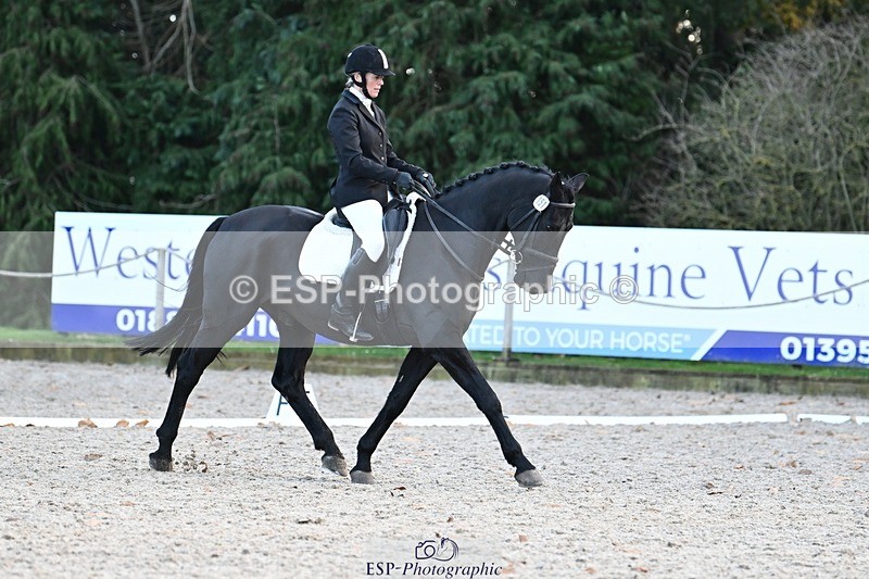 231110-134551-01048 - Cls 4 Novice 39Q