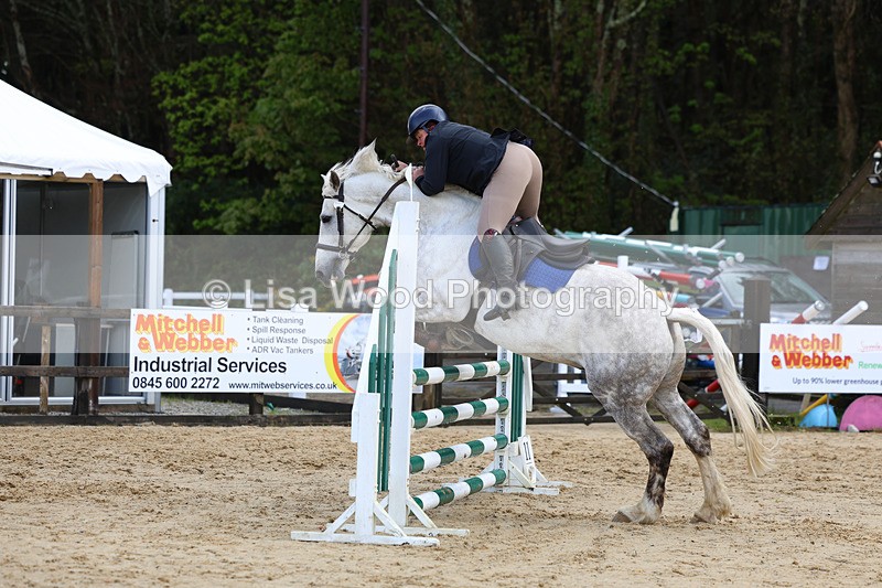 3E7A0774 - Class 4: Senior British Novice/90cm open
