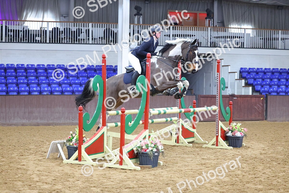 SBM_008447 - Class 21 - Nupafeed Supplements Senior Discovery/ 1m Open - First Round (1.00m)