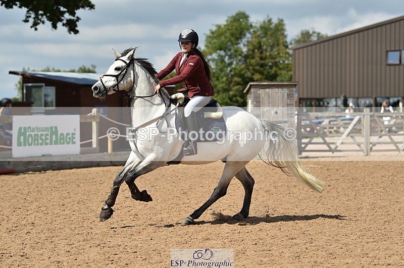 230902A-135834-01557 - Cls 3B Pony Medium 90cm