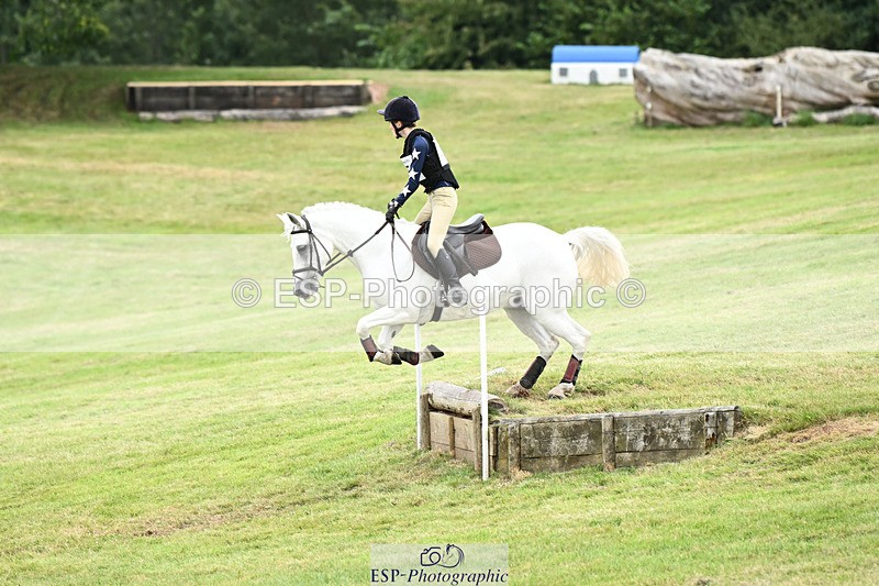 240825X-142558-35005 - 80cm XC 14.30 to 15.30