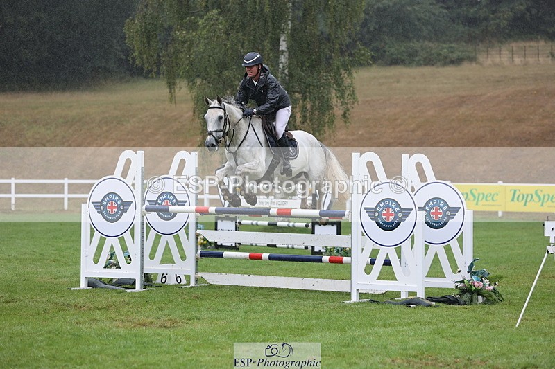 250830A-133916-06745 - Cls 16 Snr Newcomers and 1.10m Open