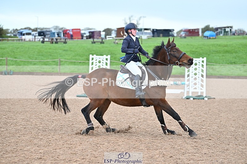 231029A-102000-02695 - 70cm Club and Schools