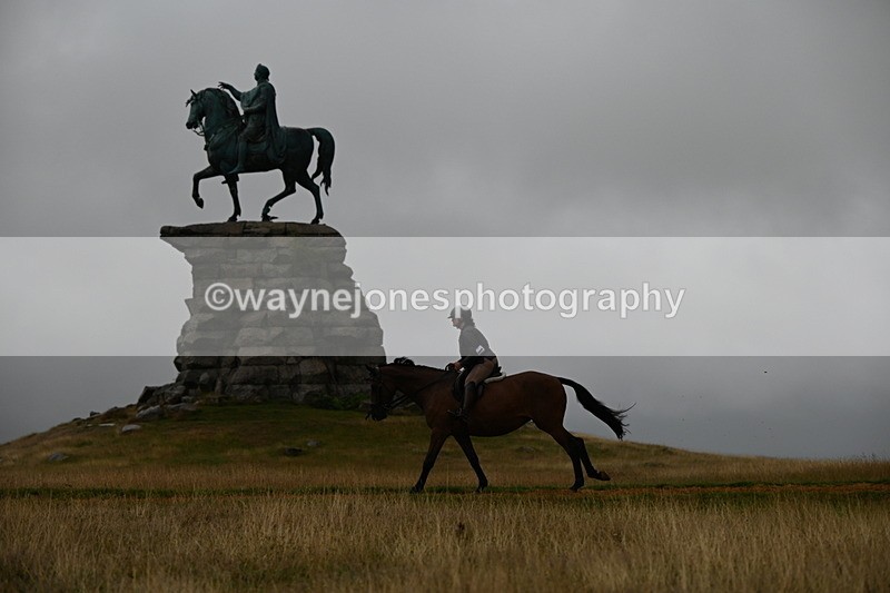 DSC_1737 - Time at Statue 12:13 to 12:32