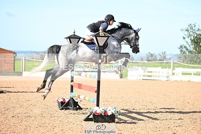 240913A-102606-03489 - Cls 13 Snr 1.05m & 1.10m Open