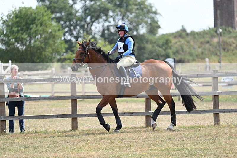 WJ7_2442 - XC Time 12:17 to 12:22