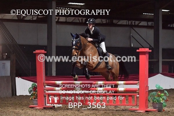 BPP_3563 - SUN CLASS 19 SENIOR  0.85m Amateur Championship Qualifier