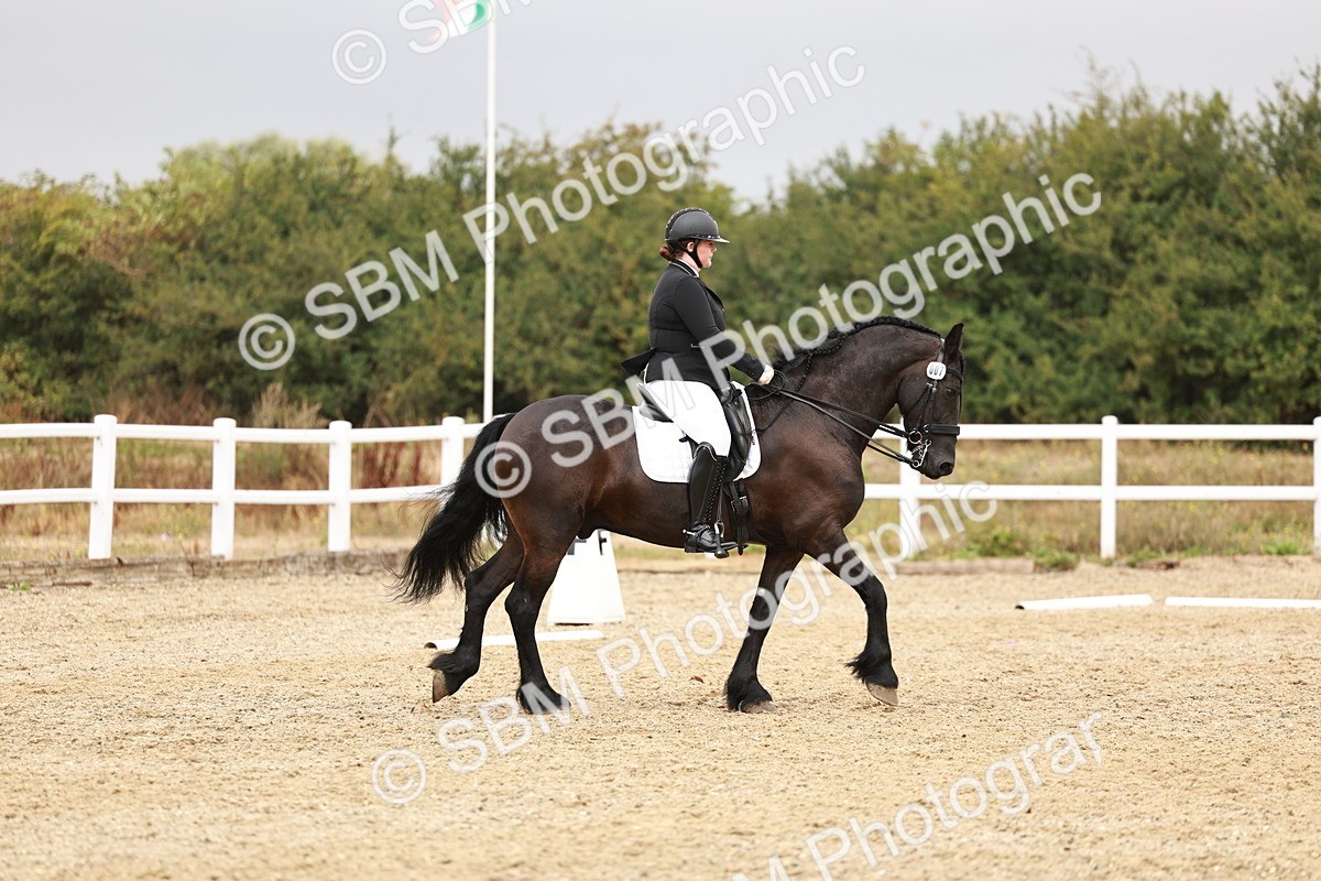 SBM_001897 - Class 8-11 - N2 E1 Warm Up - 12.27-12.59