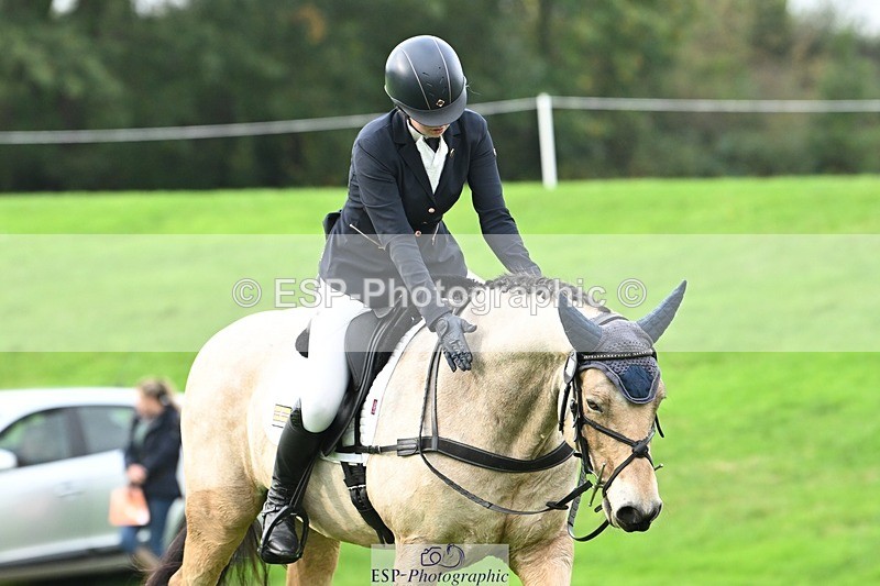 241024-102353-03012 - 409-Chloe.Dunn-TOWERHILL.SHAMIE