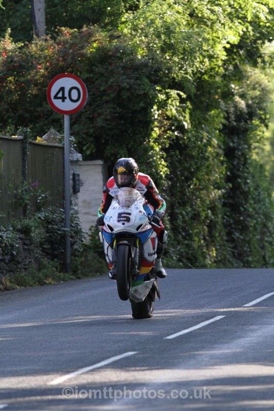 Bruce Anstey Honda / Valvoline Racing by Padgetts Motoc - Friday Practice - Solos