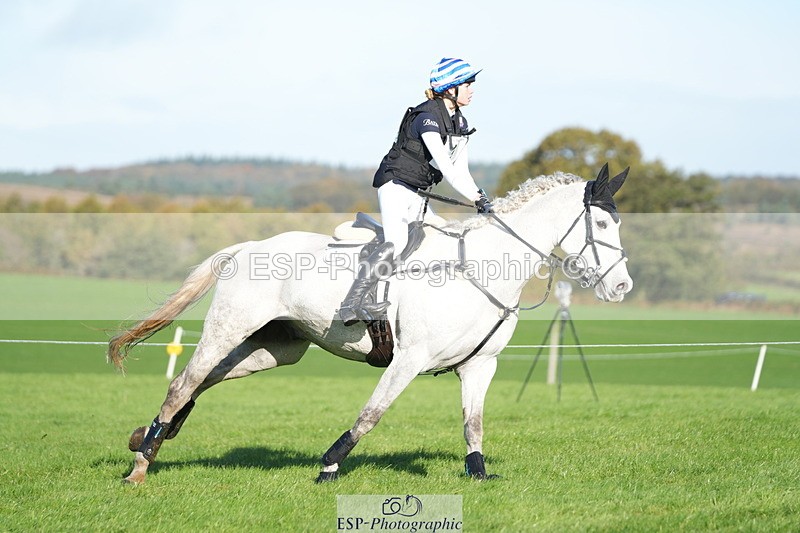 251024A-110547-07091 - A-011-Tara.Moore