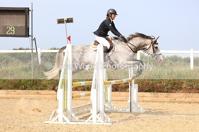 3E7A1208 - Class 4: Senior British Novice/90cm open