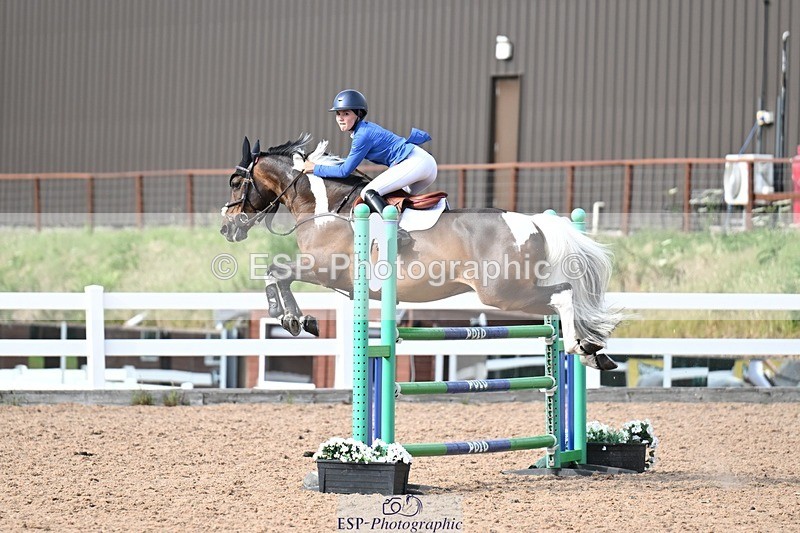 260627-175054-05868 - Cls 27 Foxhunter and 1.10m
