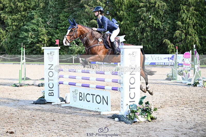 251024A-130752-10598 - C-252-Margaux.Crouail