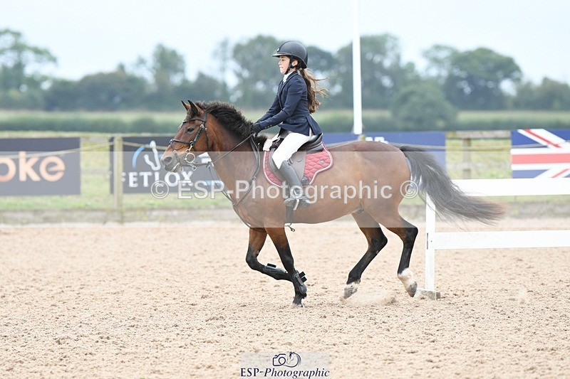 250807-110103-00398 - 90cm Round 1