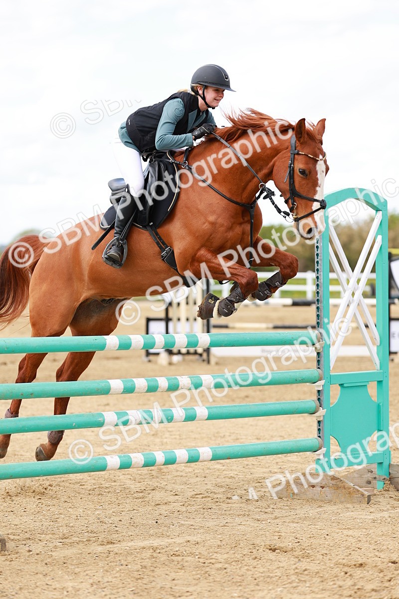SBM_002102 - Class 4 - Senior Newcomers - 1.10m