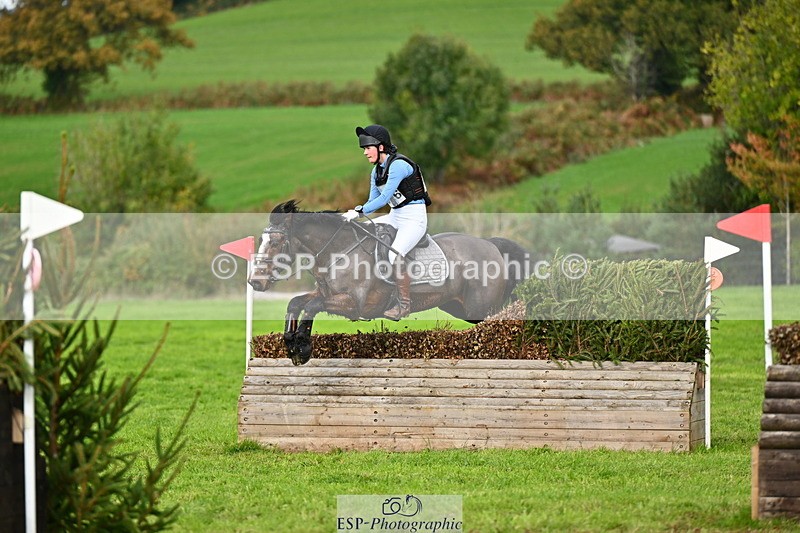 251025A-132138-20271 - F-466-Amber.Golley