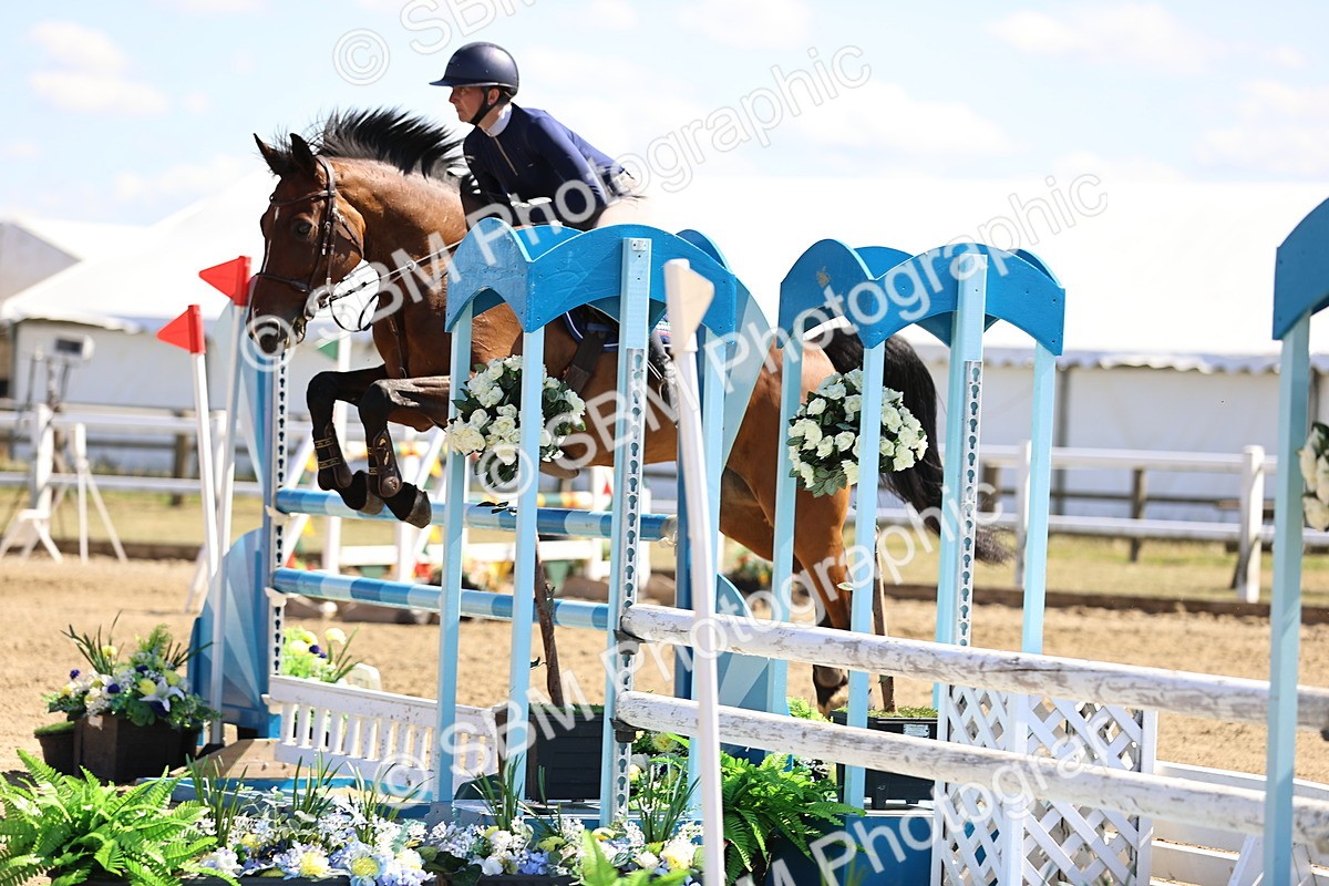 SBM_015415 - Class 16 - Senior foxhunter - 1.20m Open