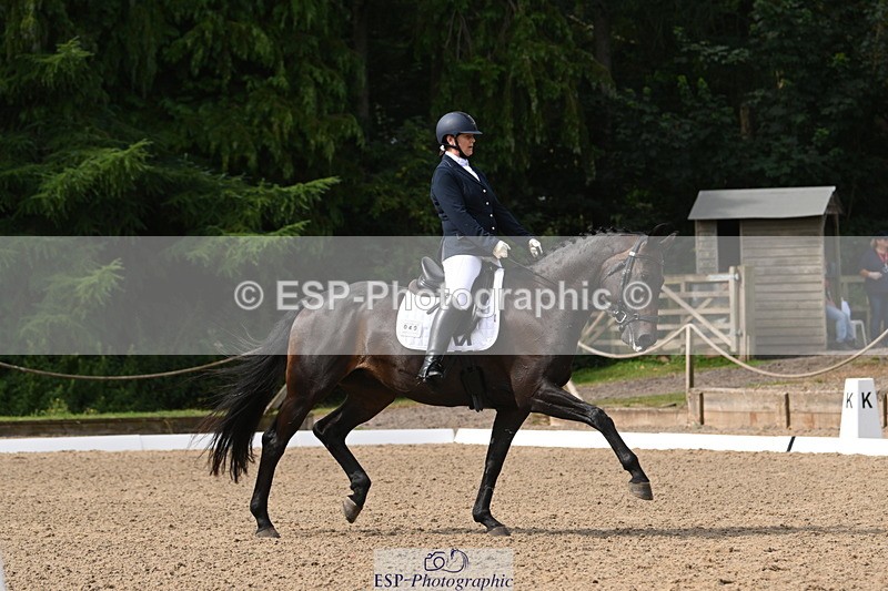 250719A-101116-03274 - 049-Veronica.Roberts-For.J'Adore