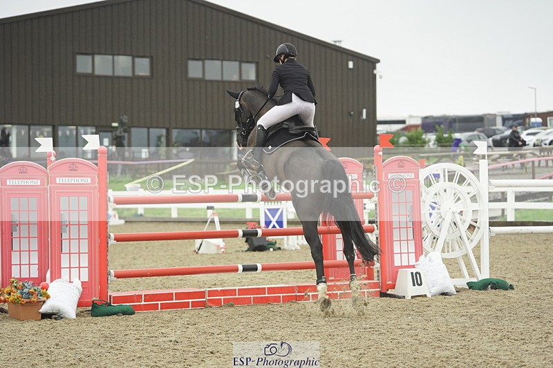 230722A-142008-09626 - Cls 23, 1 Star Gold 1.30m