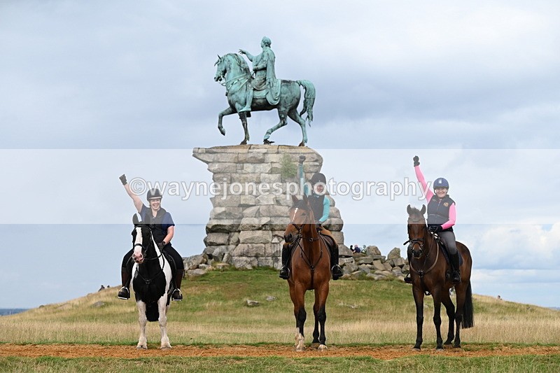 DSC_7875 - Time at Statue 13:16 to 13:52
