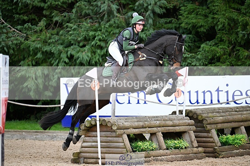 241117-141528-04492 - Cls 3 90-95cm 14.00 to 15.00