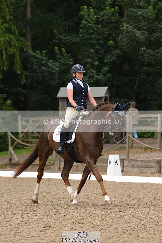 250719A-093802-02984 - 144-Verity.Perry-Vogue