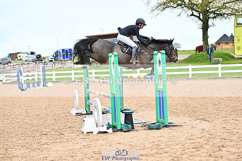 240501A-141849-01018 - Cls 8 Snr Foxhunter and 1.20m Open