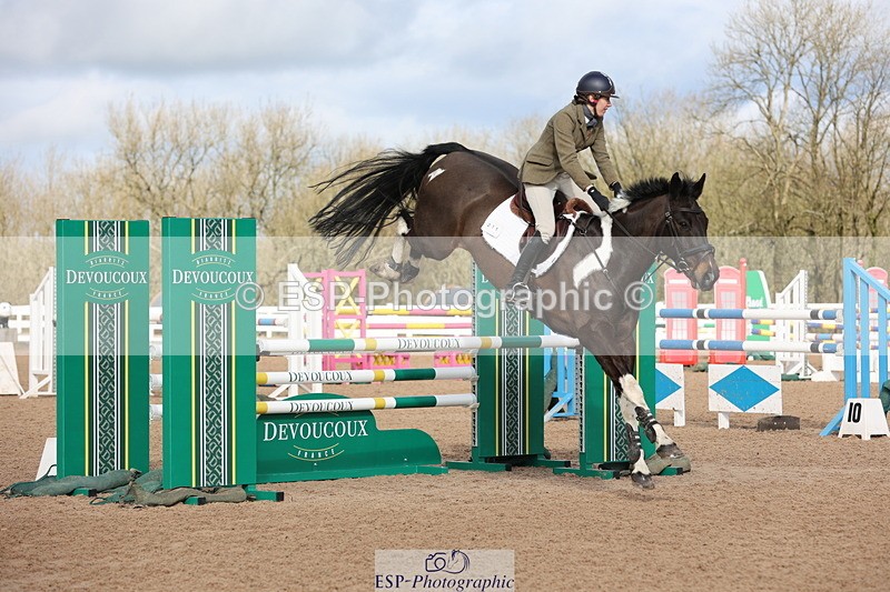 240223A-120707-01088 - Cls 4 Snr 1.05m Open