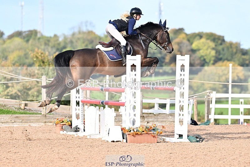 251005-104531-02851 - Cls 15 Foxhunter and 1.20m