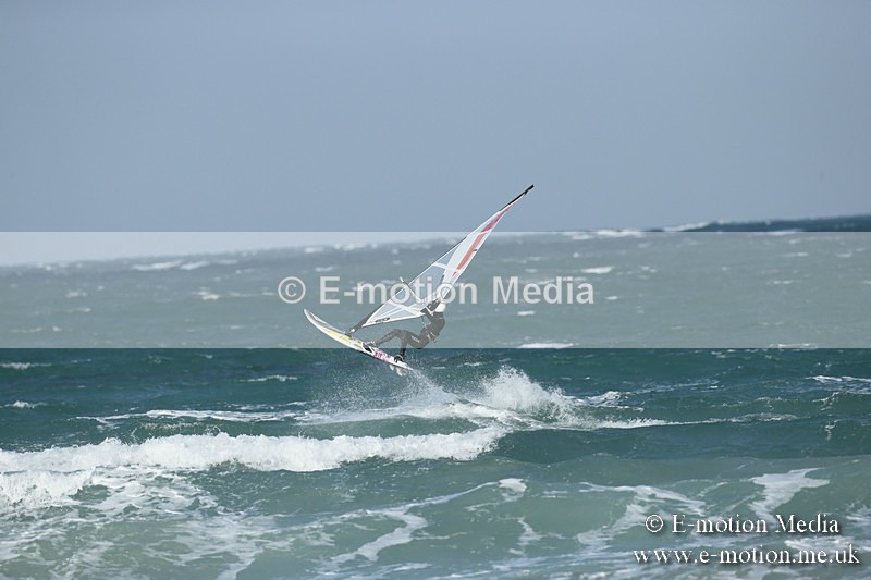 WS 020413-232 - Windsurfing