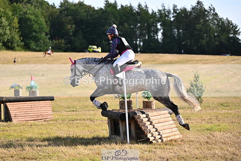 250803A-180721-18237 - R-823-Sophie.Channon-HIVES.LUCKY.BOUNCER