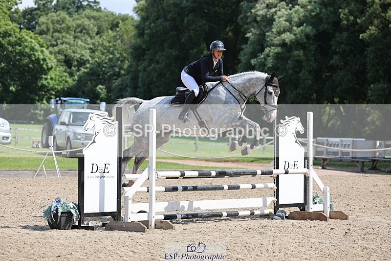 250614A-104931-05800 - Cls 26 British Novice and 90cm Open