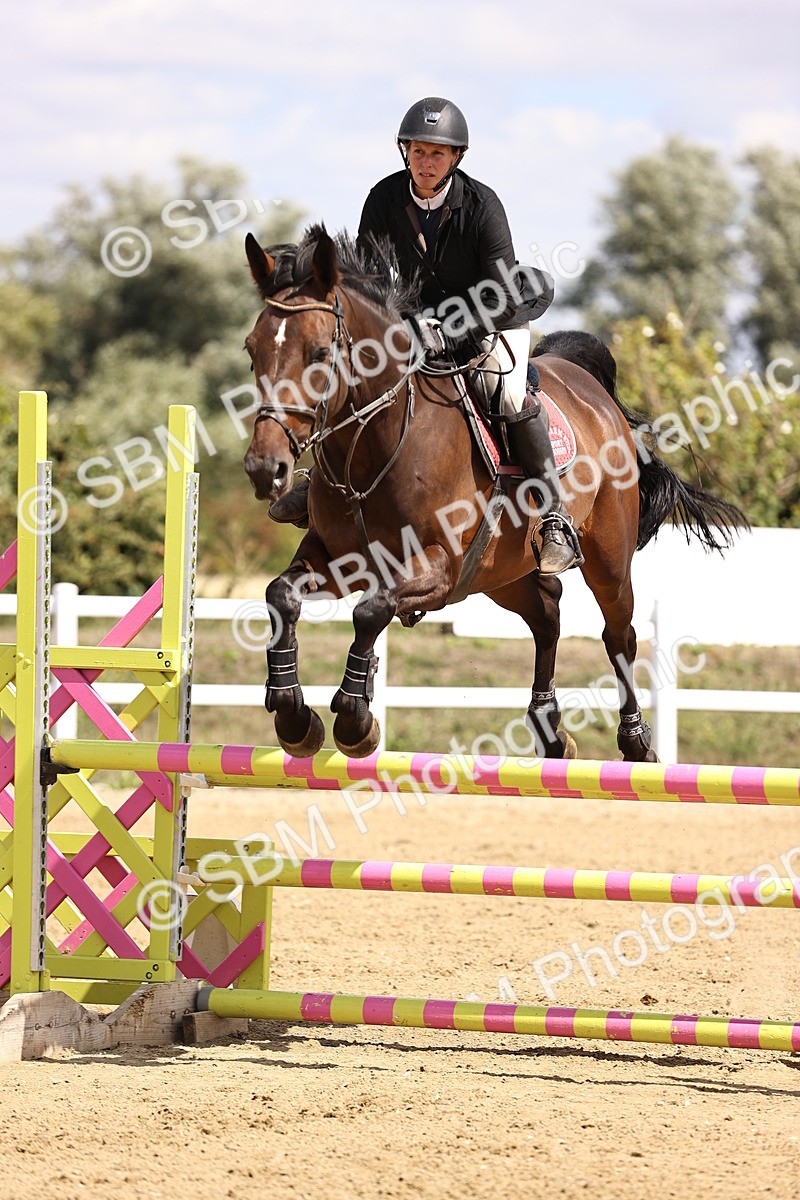 SBM_004415 - Class 3 -  Senior British Novice - 90m Open