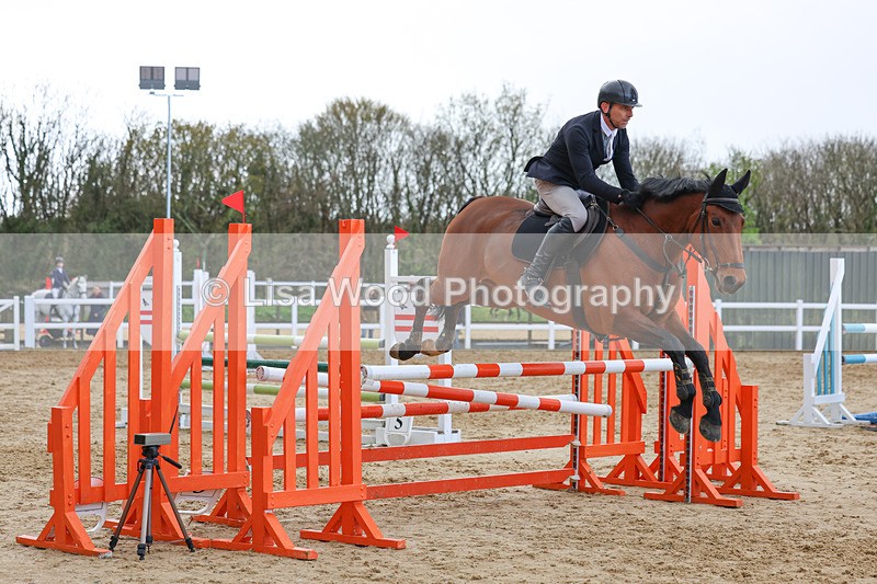 3E7A1491 - Class 6: Senior 1.05m