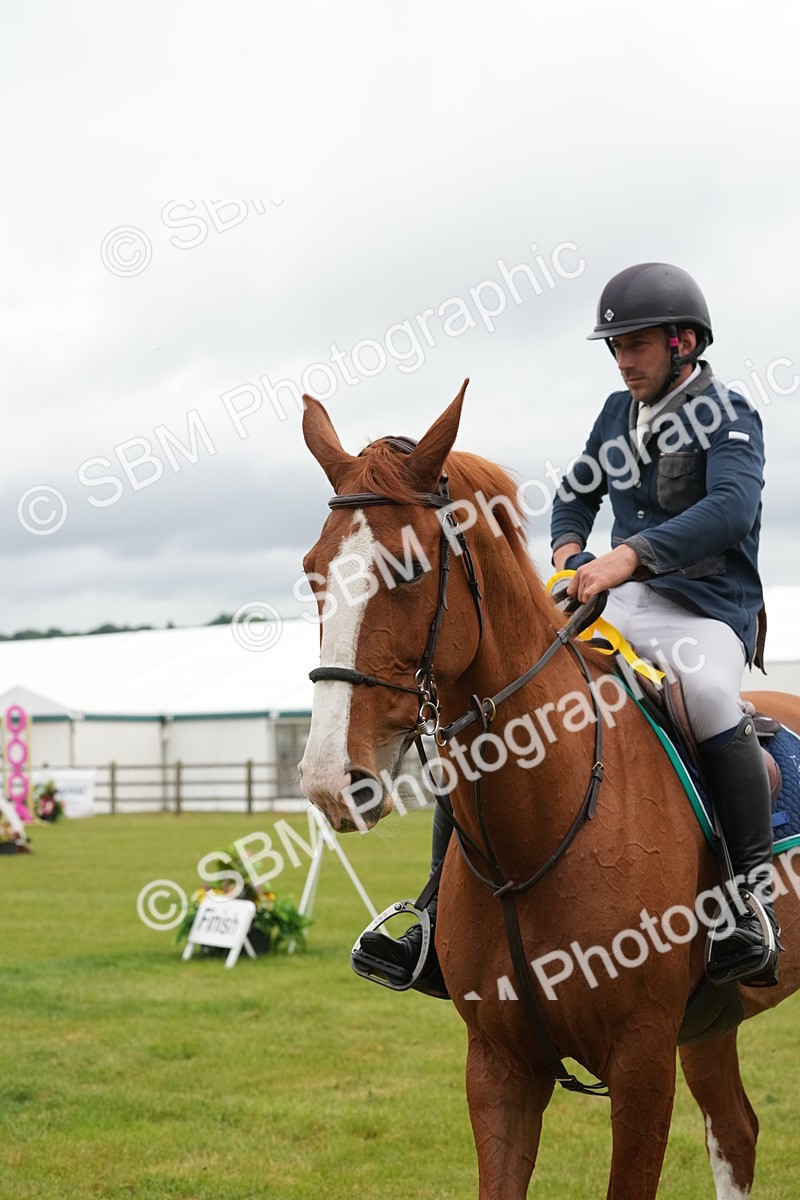 SBM_02095 - Class 200 - Martin Grant Homes Stakes 1.25m Open