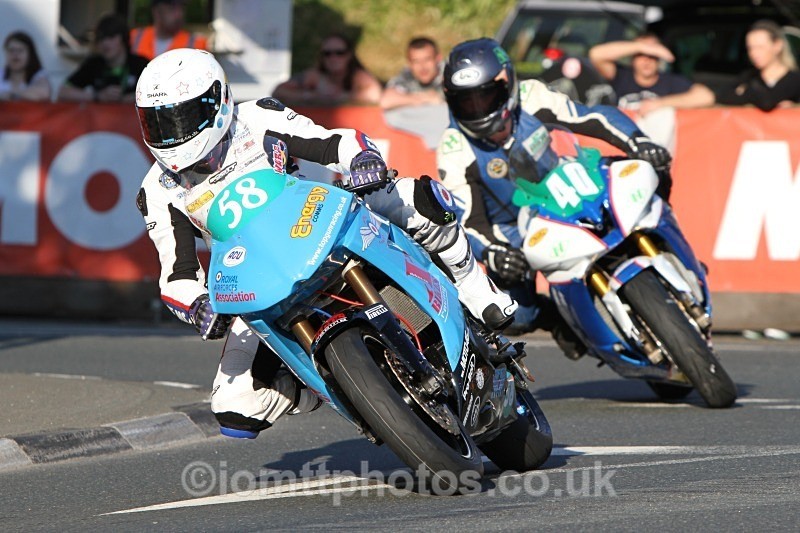  - Saturday Practice Newcomers/Supertwins