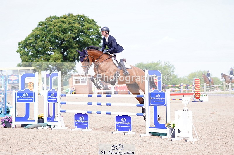 240803A-105856-07326 - Cls 29 Snr Foxhunter